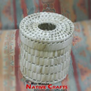 Pandan Native Tissue Holder