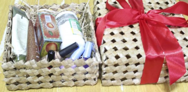 Lauhala gift box